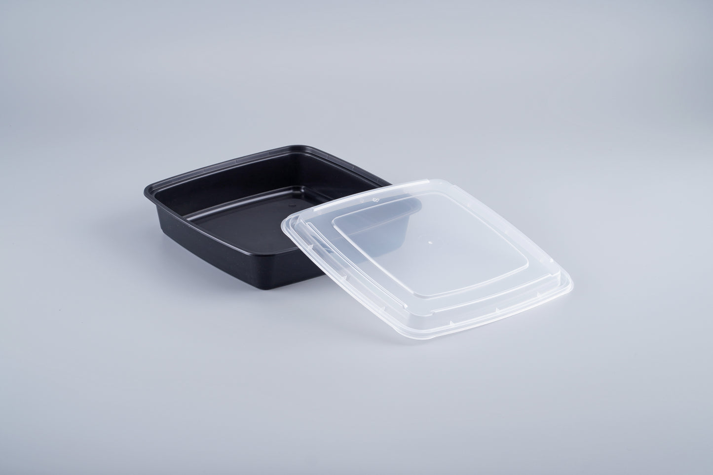 48 oz square Microwavable Heavy Weight Container with Lid - 100/Case