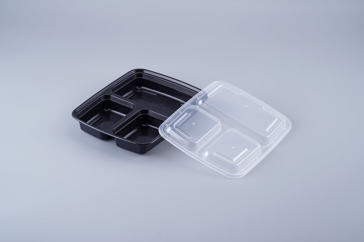 39 oz Rectangular 3 component  Microwavable Heavy Weight Container with Lid - 150/Case