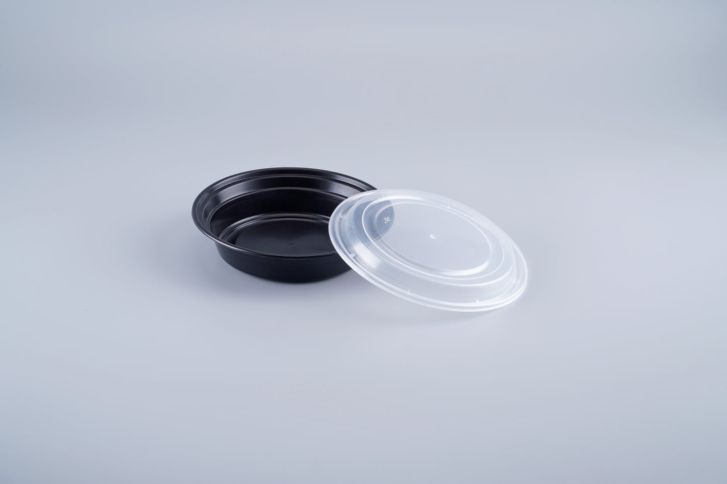 24 oz Round Microwavable Heavy Weight Container with Lid - 150/Case