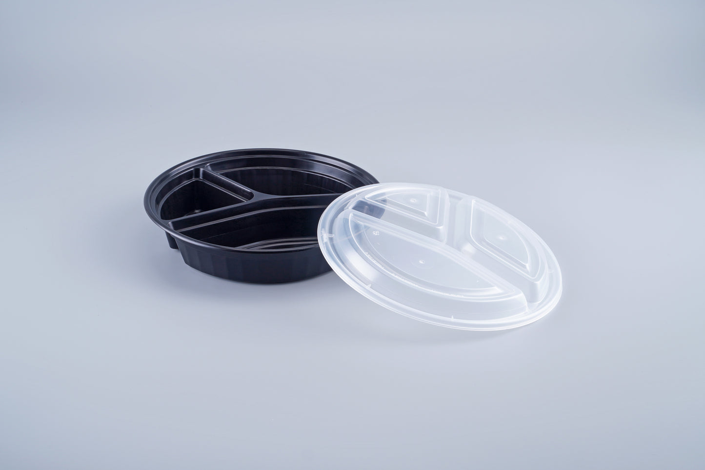 48 oz Round 3 Component Microwavable Heavy Weight Container with Lid - 150/Case