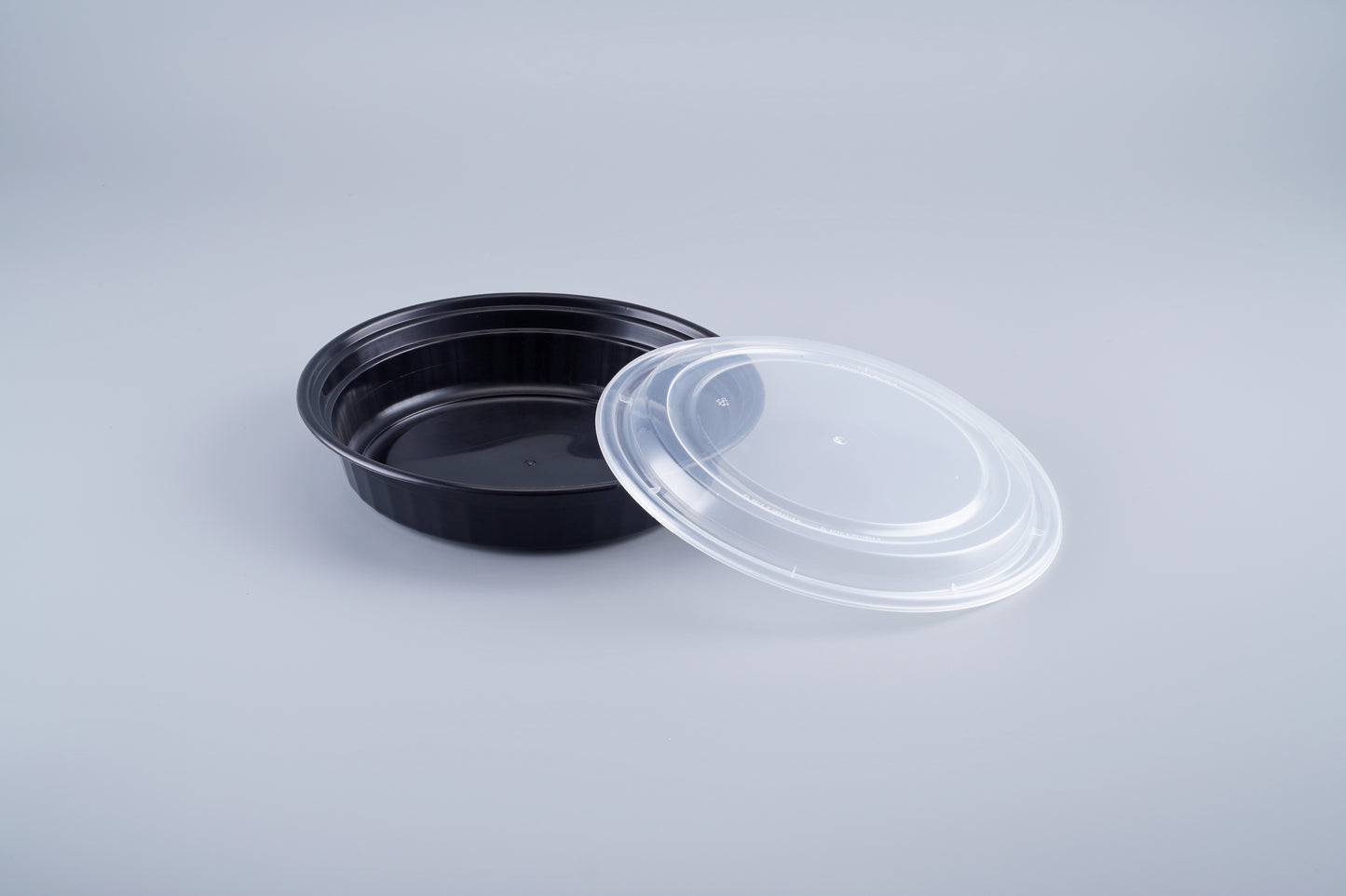 48 oz Round Microwavable Heavy Weight Container with Lid - 150/Case