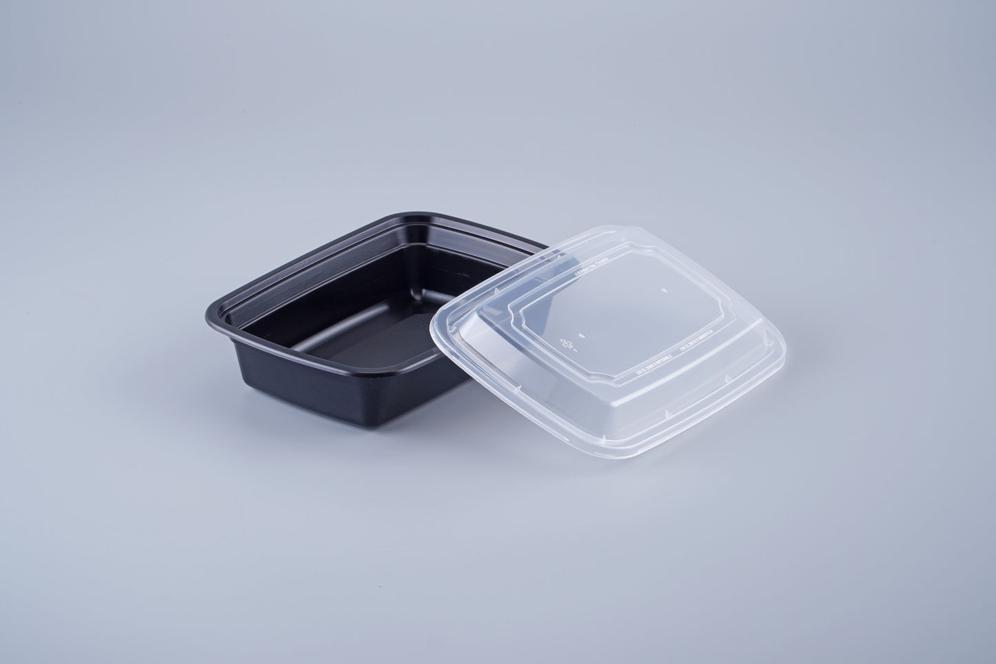 24 oz. Black Rectangular Microwavable Heavy Weight Container with Lid