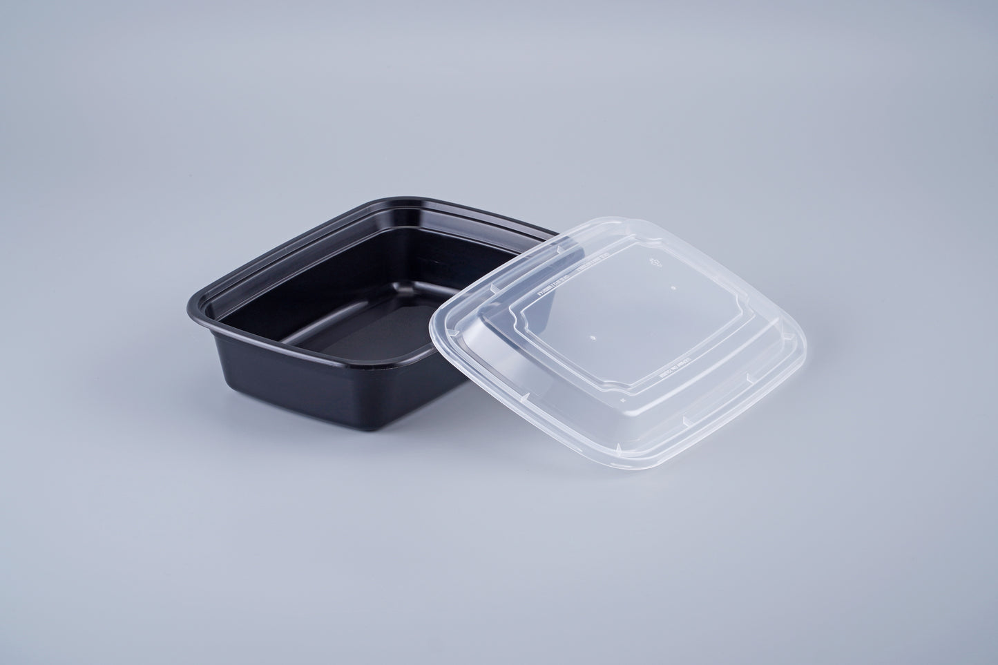 38 OZ Rectangular Microwavable Heavy Weight Container with Lid - 150/Case